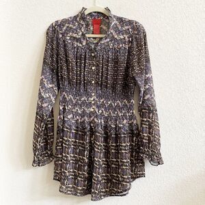V Christina Women's‎ Multicolor Boho Smocked Lightweight Top Size Medium